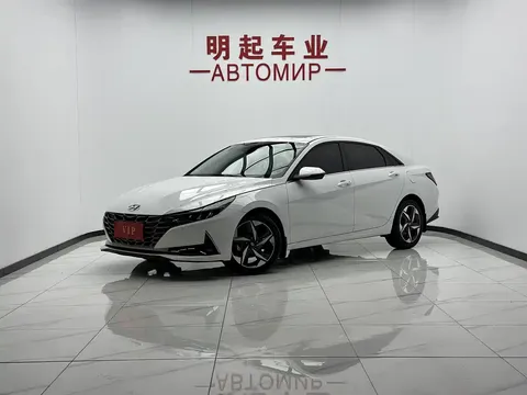 2022 Hyundai Elantra 1.5L CVT LUX Premium