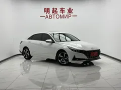 2022 Hyundai Elantra 1.5L CVT LUX Premium, белый — фото 2
