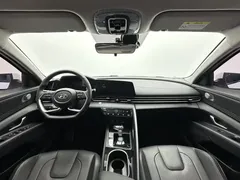 2022 Hyundai Elantra 1.5L CVT LUX Premium, белый — фото 6