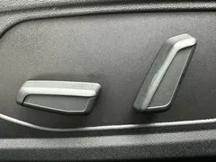2022 Hyundai Elantra 1.5L CVT LUX Premium, белый — фото 15