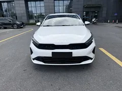 2023 Kia Cerato 1.5L CVT Luxury, белый — фото 2