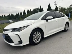 2021 Toyota Corolla TNGA 1.5L CVT Pioneer, белый — фото 2