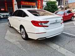 2018 Honda Accord 260TURBO Elite, белый — фото 4