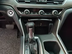 2018 Honda Accord 260TURBO Elite, белый — фото 17