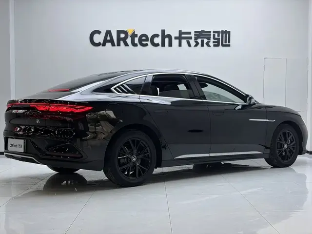 2024 BYD Han PHEV 121km Premium