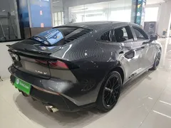 2022 Changan UNI-V 1.5T Premium — фото 5