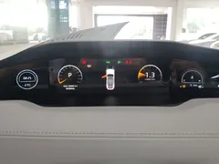2022 Changan UNI-V 1.5T Premium — фото 8