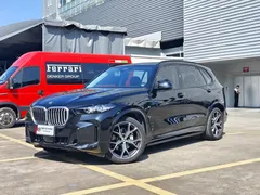 2023 BMW X5 30Li Premium M Sport Night Package, чёрный — фото 1