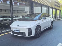 2025 Li Auto i6 4WD Standard — фото 1
