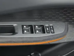 2022 Changan UNI-V 1.5T Sport, чёрный — фото 9