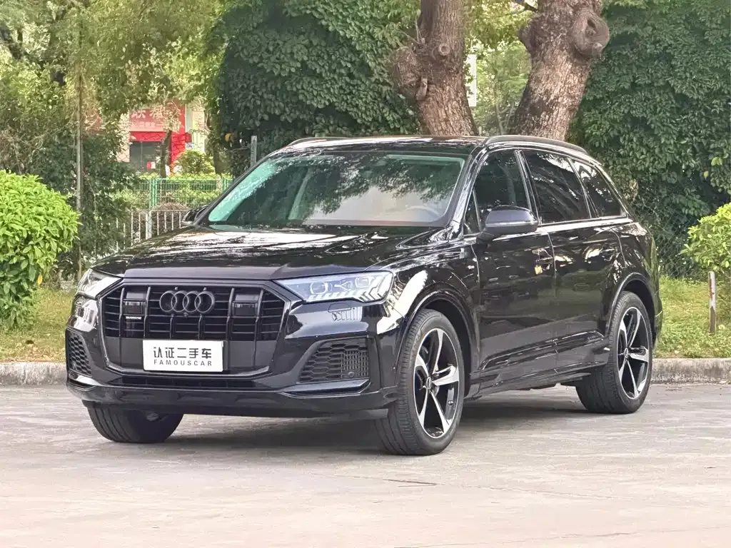 2021 Audi Q7 55 TFSI quattro S line Premium