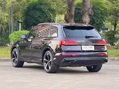 2021 Audi Q7 55 TFSI quattro S line Premium, чёрный — фото 7