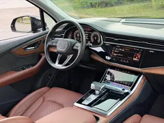 2021 Audi Q7 55 TFSI quattro S line Premium, чёрный — фото 9