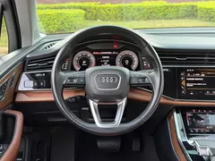 2021 Audi Q7 55 TFSI quattro S line Premium, чёрный — фото 10