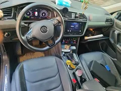 2021 Volkswagen Tiguan L 430PHEV Premium, чёрный — фото 10