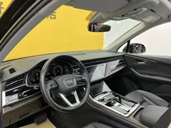 2021 Audi Q7 55 TFSI quattro S line Sport, чёрный — фото 46