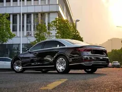 2022 Audi A8L 50 TFSI quattro Comfort Collector's Edition, чёрный — фото 4