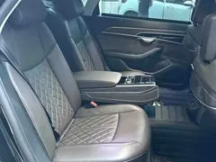 2022 Audi A8L 50 TFSI quattro Comfort Collector's Edition, чёрный — фото 8