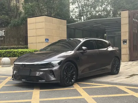 2025 Zeekr 007 GT Long Range 4WD Smart Driving 100kWh