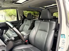 2020 Toyota Vellfire Hybrid 2.5L HV Luxury, белый — фото 9