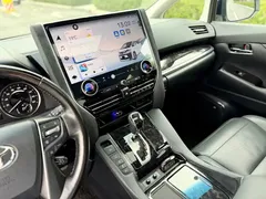 2020 Toyota Vellfire Hybrid 2.5L HV Luxury, белый — фото 13