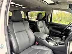 2020 Toyota Vellfire Hybrid 2.5L HV Luxury, белый — фото 19