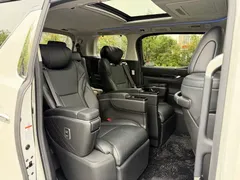 2020 Toyota Vellfire Hybrid 2.5L HV Luxury, белый — фото 21