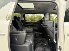 2020 Toyota Vellfire Hybrid 2.5L HV Luxury, белый — фото 22