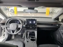 2021 Toyota Avalon 2.5L Luxury, белый — фото 4