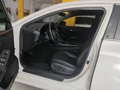 2021 Toyota Avalon 2.5L Luxury, белый — фото 5