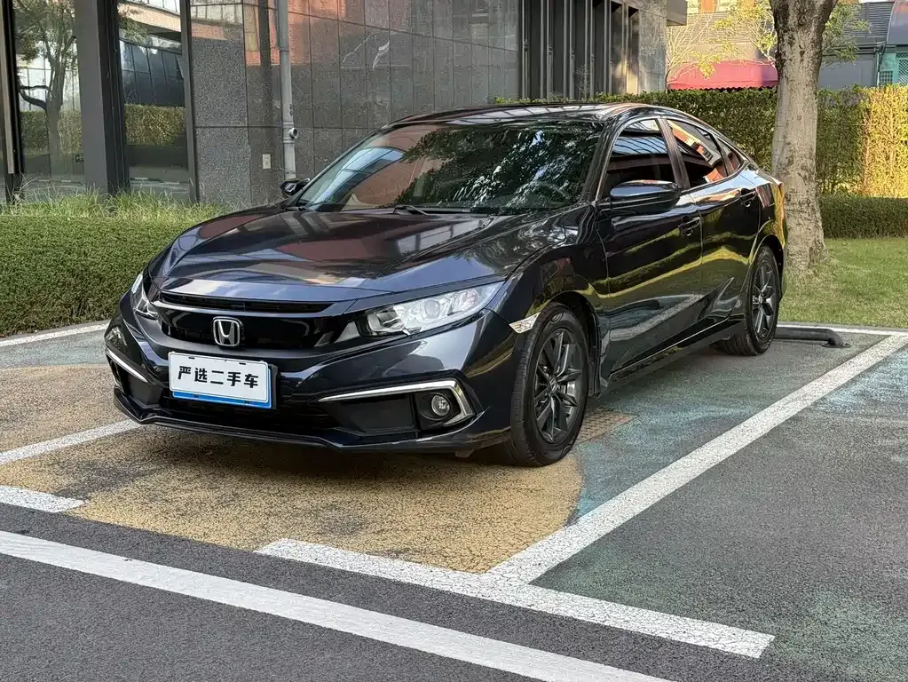 2019 Honda Civic 220TURBO CVT China 5