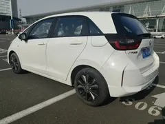 2022 Honda Fit 1.5L CVT Sunroof, белый — фото 6