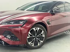 2022 BYD Seal 550km Standard Range RWD Elite EV — фото 2
