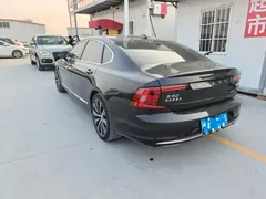 2024 Volvo S90, чёрный — фото 4