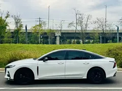 2024 Hongqi H6 2.0T, белый — фото 3