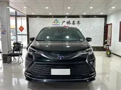 2021 Toyota Sienna 2.5L Hybrid Comfort, чёрный — фото 2