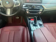 2021 BMW 5 Series 530Li Leading M Sport Package, чёрный — фото 7