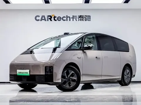 2024 Li Auto MEGA Ultra