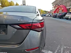 2021 Nissan Sylphy 1.6L XL CVT — фото 8