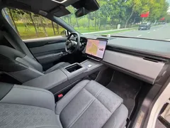 2025 Zeekr 7X 75kWh RWD Smart Driving, белый — фото 4