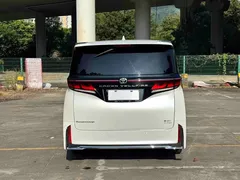 2024 Toyota Vellfire Hybrid 2.5L Ultimate, белый — фото 8