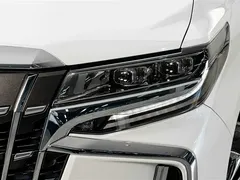 2021 Toyota Alphard Hybrid 2.5L Premium, белый — фото 4