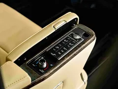 2021 Toyota Alphard Hybrid 2.5L Premium, белый — фото 28