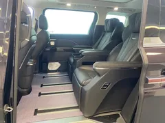 2024 Hongqi HQ9 2.0T 4WD Luxury — фото 7