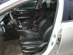 2021 Kia Cerato 1.5L CVT Fashion, белый — фото 15