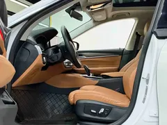 2022 BMW 6 Series GT 630i Luxury Design Package, белый — фото 8