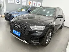 2022 Audi Q5L 40T Fashion Sport, чёрный — фото 1