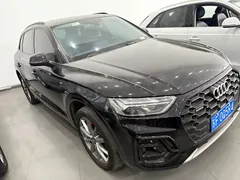 2022 Audi Q5L 40T Fashion Sport, чёрный — фото 3