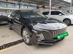 2023 Hongqi E-QM5 EV 560km PLUS, чёрный — фото 4