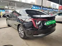 2023 Hongqi E-QM5 EV 560km PLUS, чёрный — фото 5